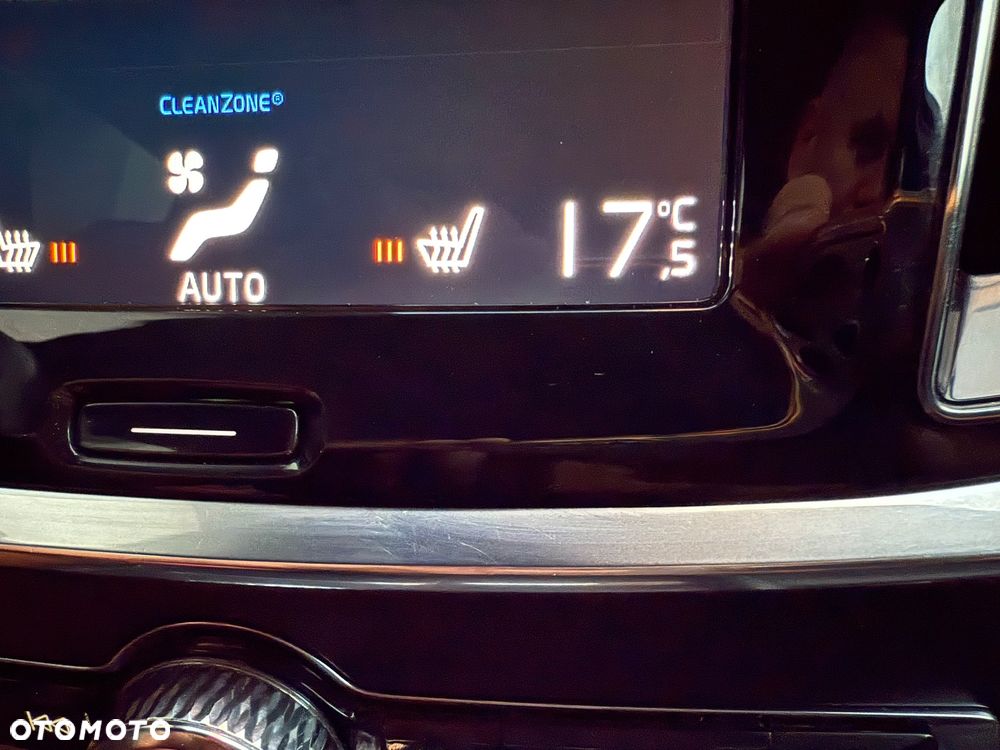 Volvo V60 D3 Momentum Pro - 32