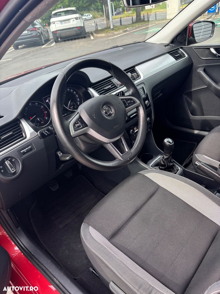 Skoda RAPID 1.2 TSI Ambition - 13