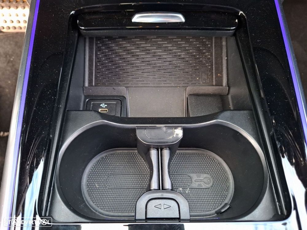 Mercedes-Benz GLA 180 d AMG Line - 22