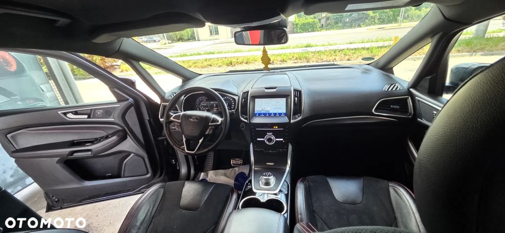 Ford S-Max 2.0 EcoBlue ST-Line - 38