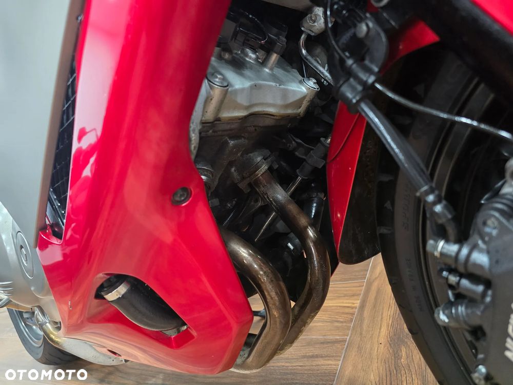 Honda VFR - 22
