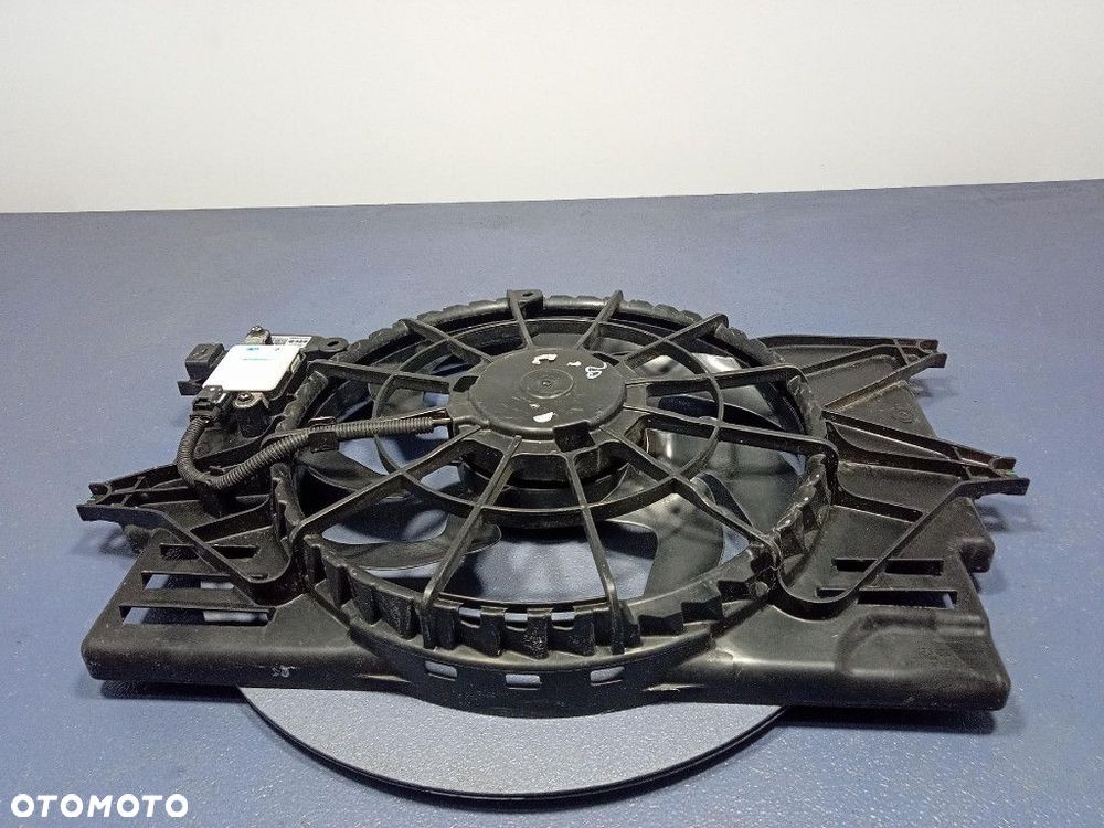 HYUNDAI I30 III 1.0 T-GDI WENTYLATOR WIATRAK CHŁODNICY 25304-G4290 - 4