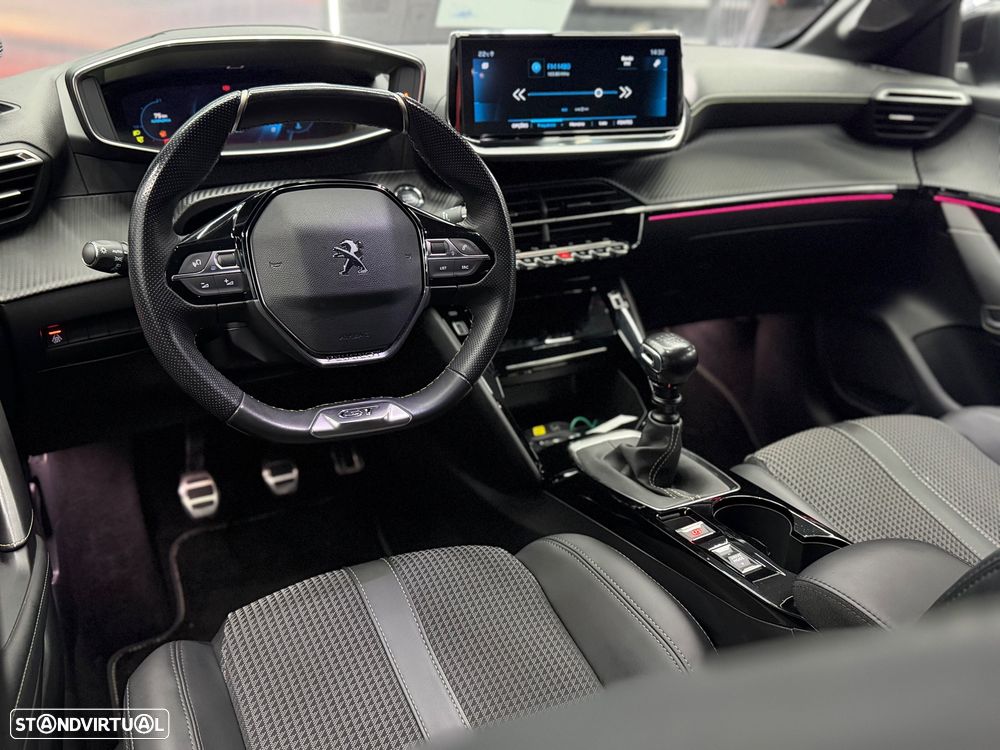 Peugeot 208 1.5 BlueHDi GT — fotografia 5