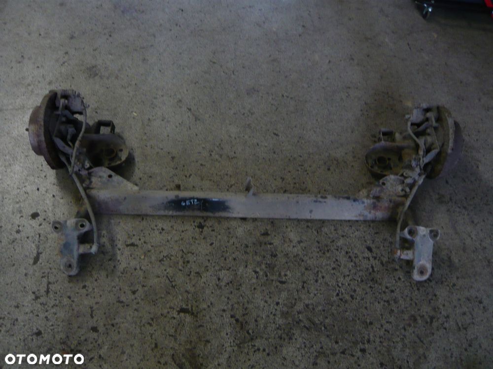 belka zawieszenia tylnego oś wózek sanki komplet hyundai getz - 1