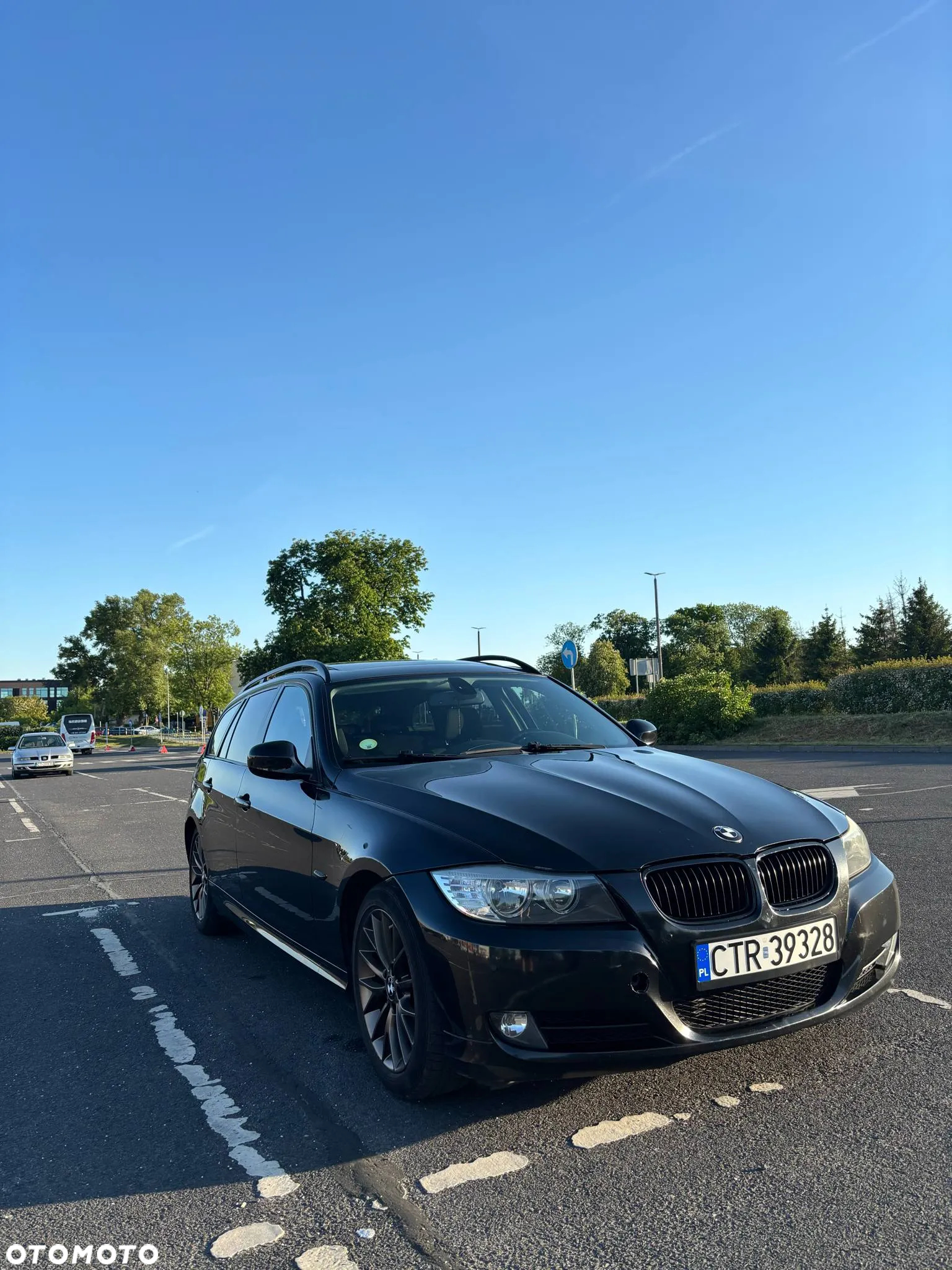BMW Seria 3 318d - 5