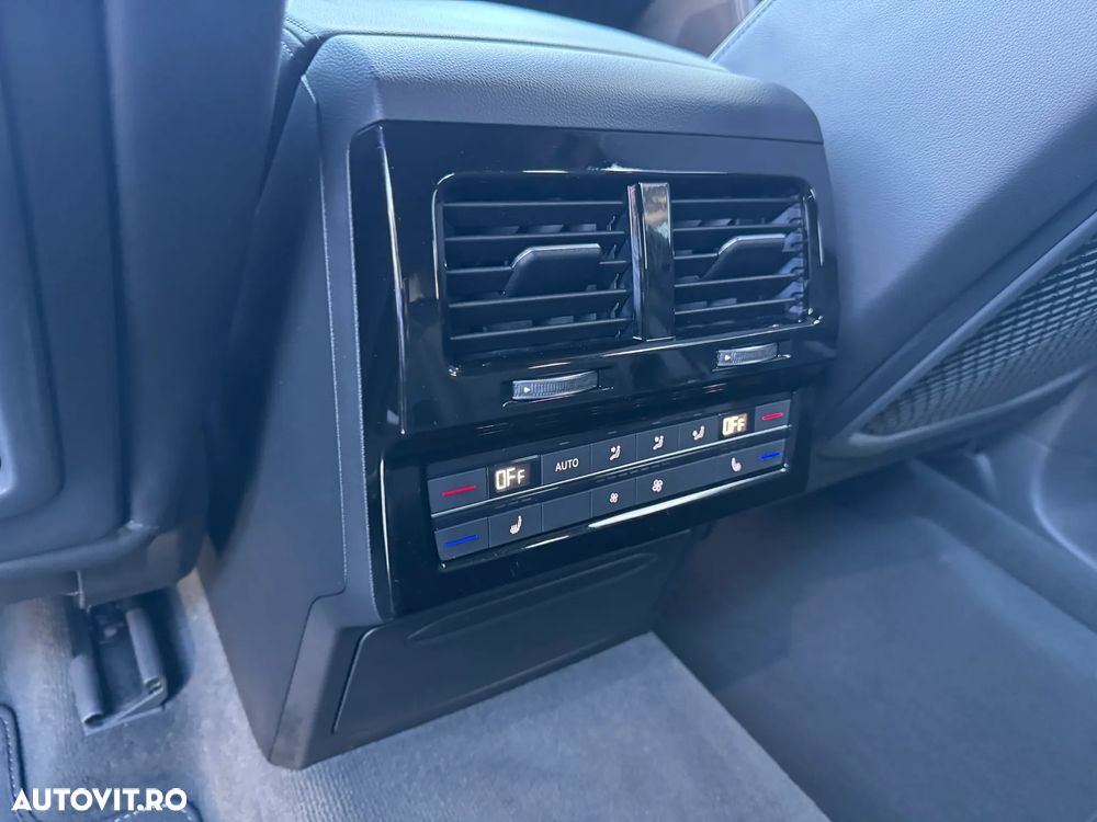 Volkswagen Touareg V6 TDI R-Style - 15