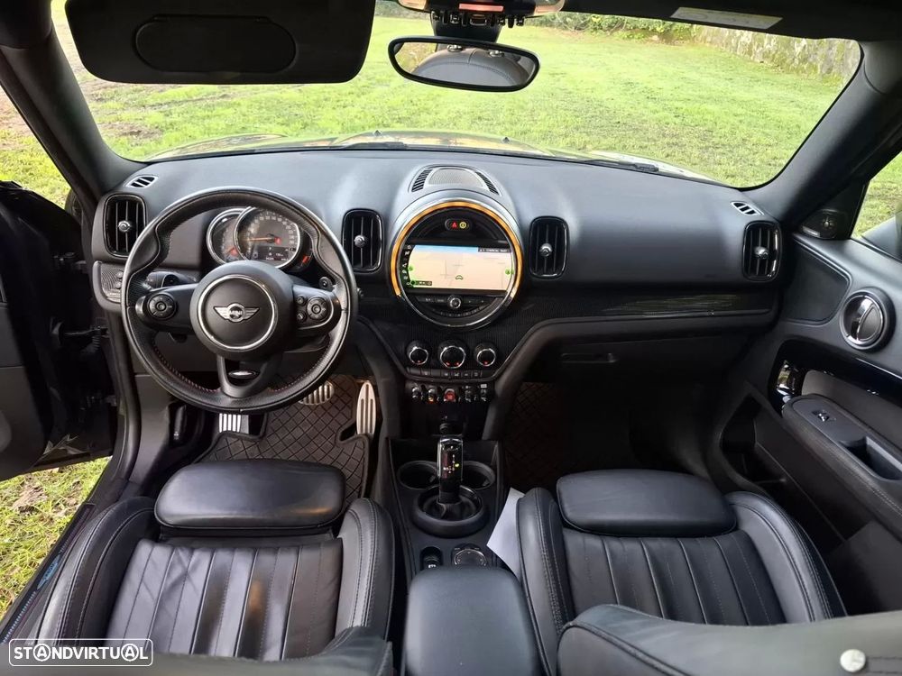 MINI Countryman Cooper SD Auto Desportiva - 23