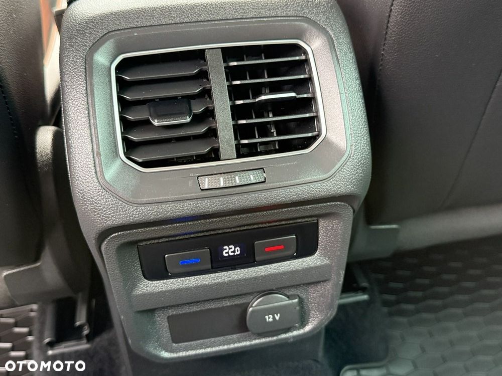 Volkswagen Tiguan - 35