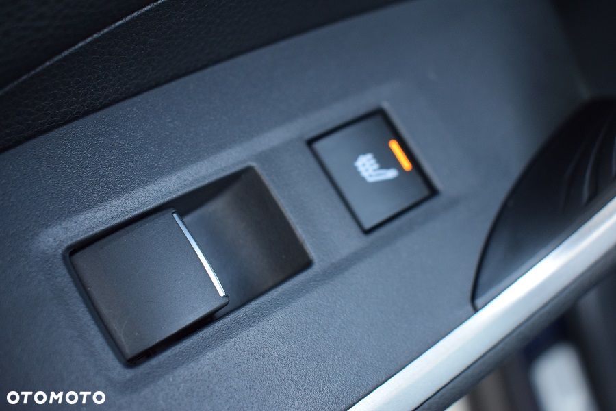 Toyota RAV4 2.5 Hybrid Executive 4x2 - 26