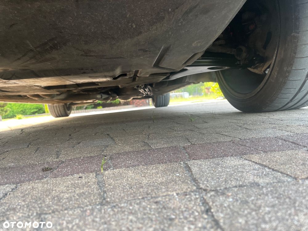 Mercedes-Benz W124 (1984-1993) - 33