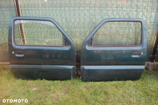 SUZUKI JIMNY - Drzwi lewe , prawe.