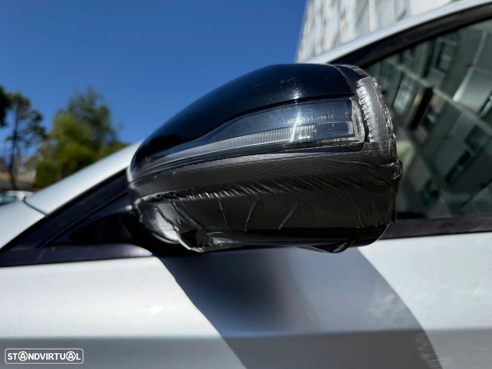 Mercedes-Benz E 220 d AMG 7L — fotografia 15