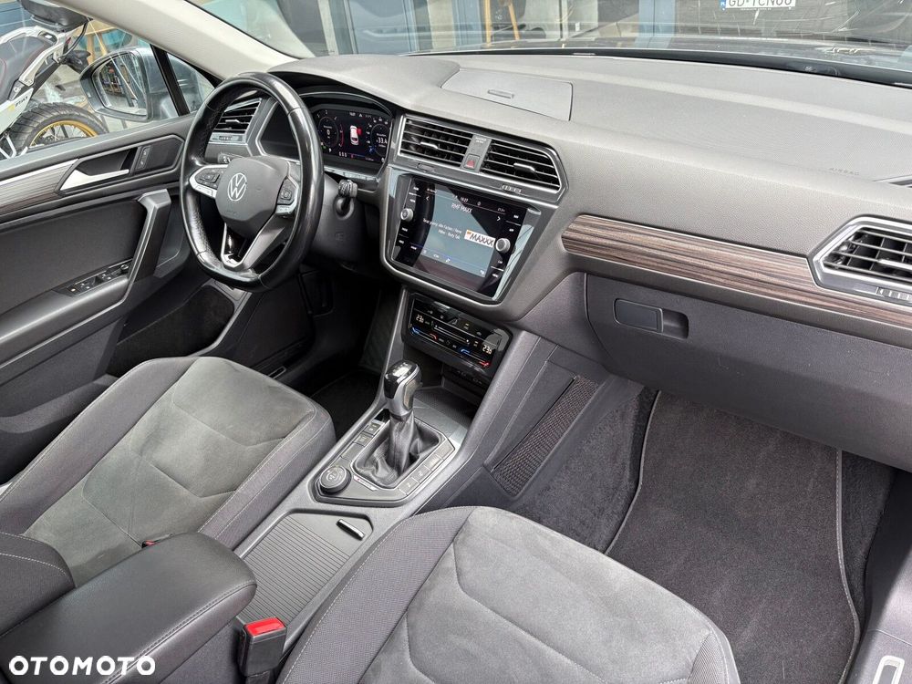 Volkswagen Tiguan Allspace - 17