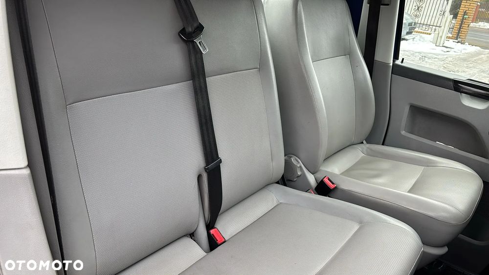 Volkswagen Transporter T5 - 18