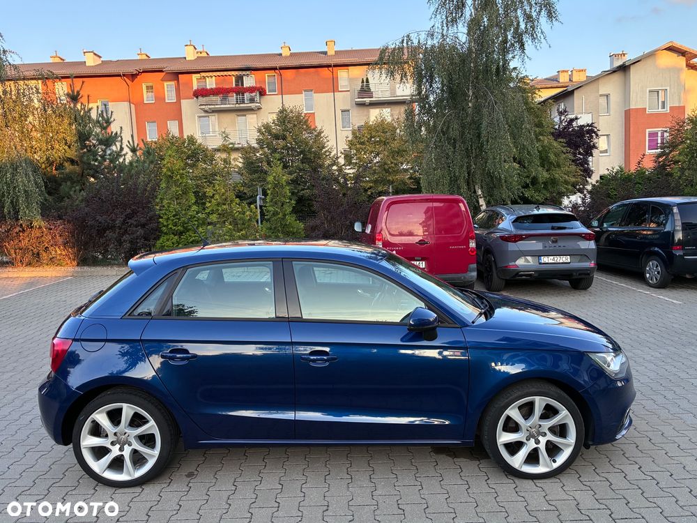 Audi A1 Sportback 1.6 TDI Attraction - 17
