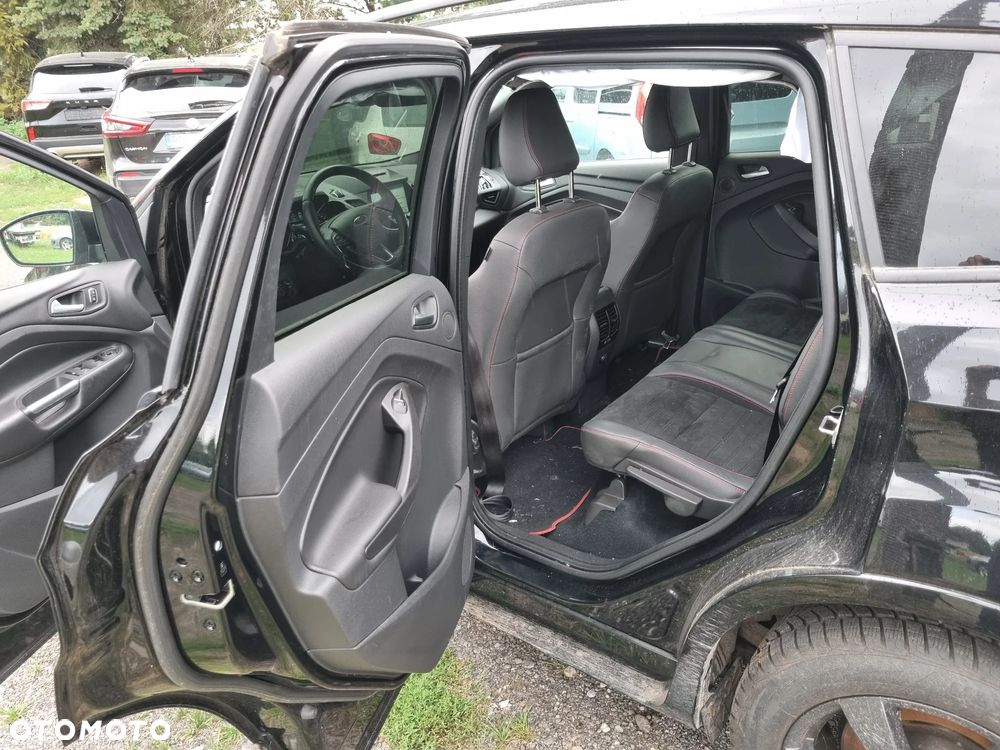 Ford Kuga 1.5 EcoBoost 2x4 ST-Line - 15