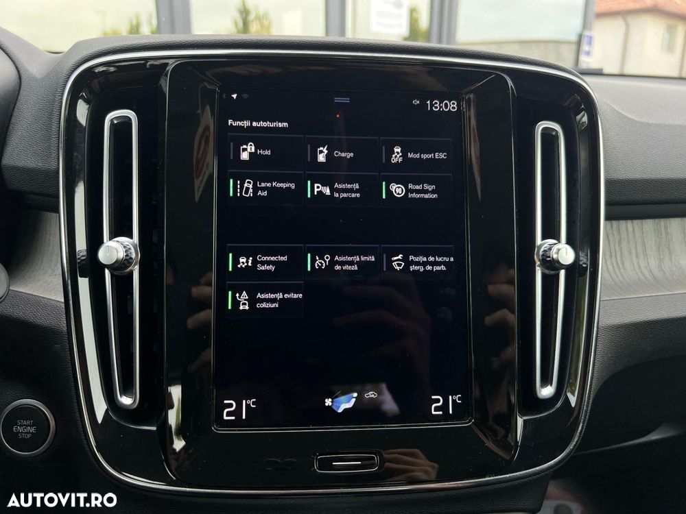 Volvo XC 40 - 18