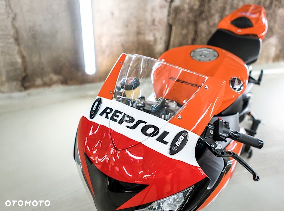 Honda CBR - 7