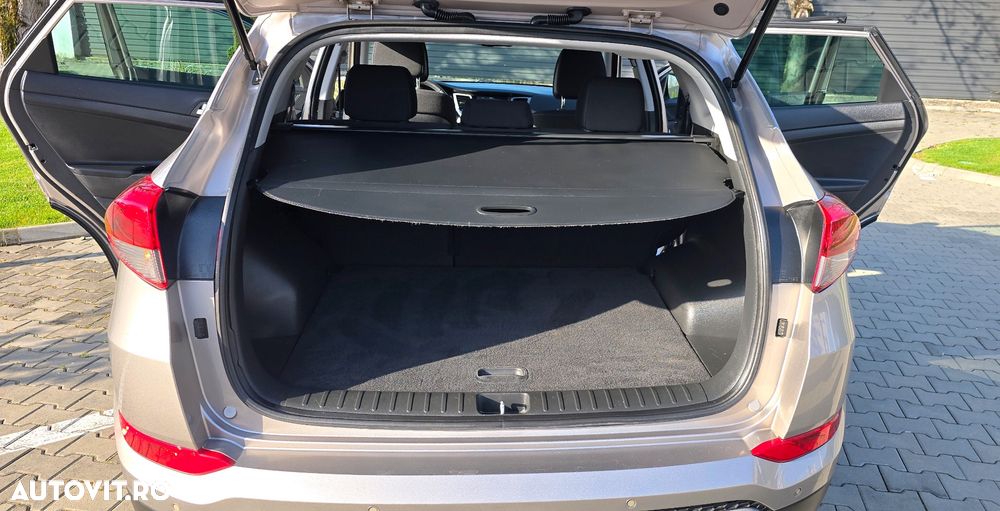 Hyundai Tucson 2.0 CRDI 4WD Style - 10