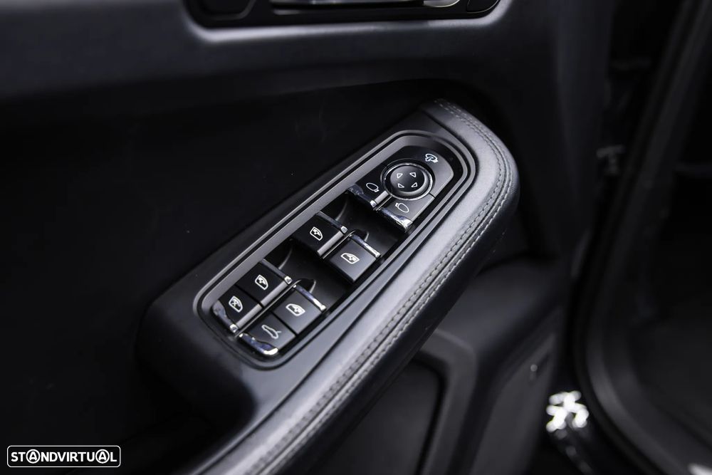 Porsche Macan Turbo PDK - 19