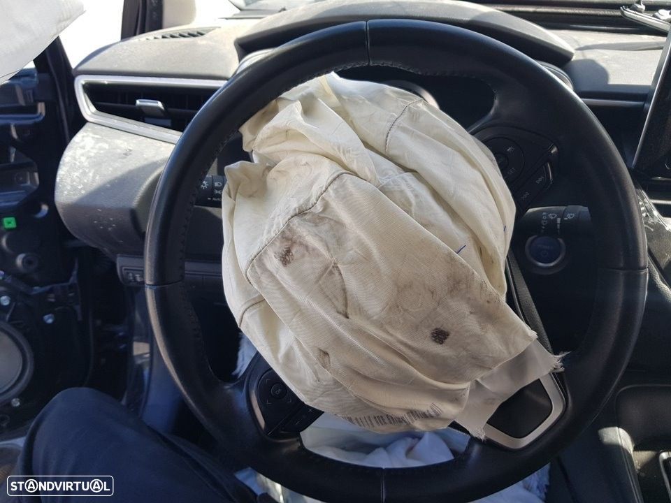 VOLANTE TOYOTA COROLLA SEDAN 2021 - - 3