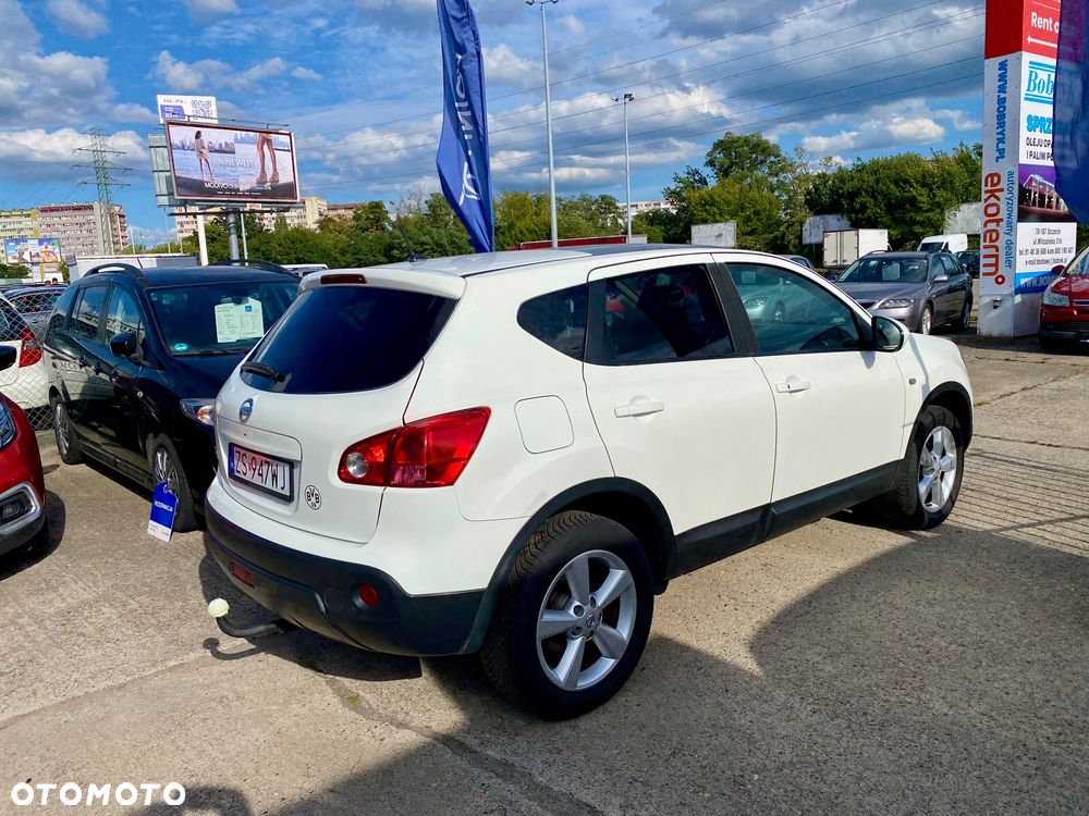 Nissan Qashqai 2.0 4x4 Tekna CVT - 10