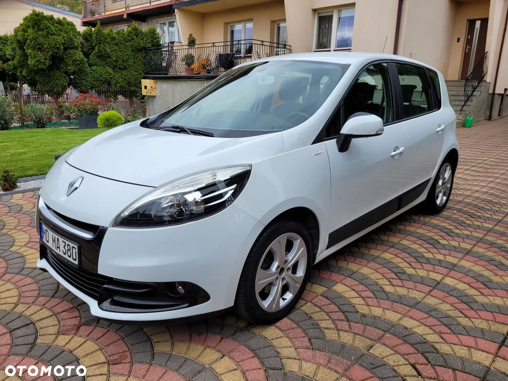 Renault Scenic 1.6 16V TomTom Edition - 1