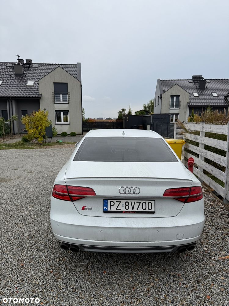 Audi S8 Plus 4.0 TFSI Quattro - 5