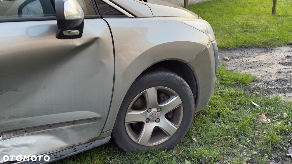 Peugeot 3008 1.6 Premium+ - 13