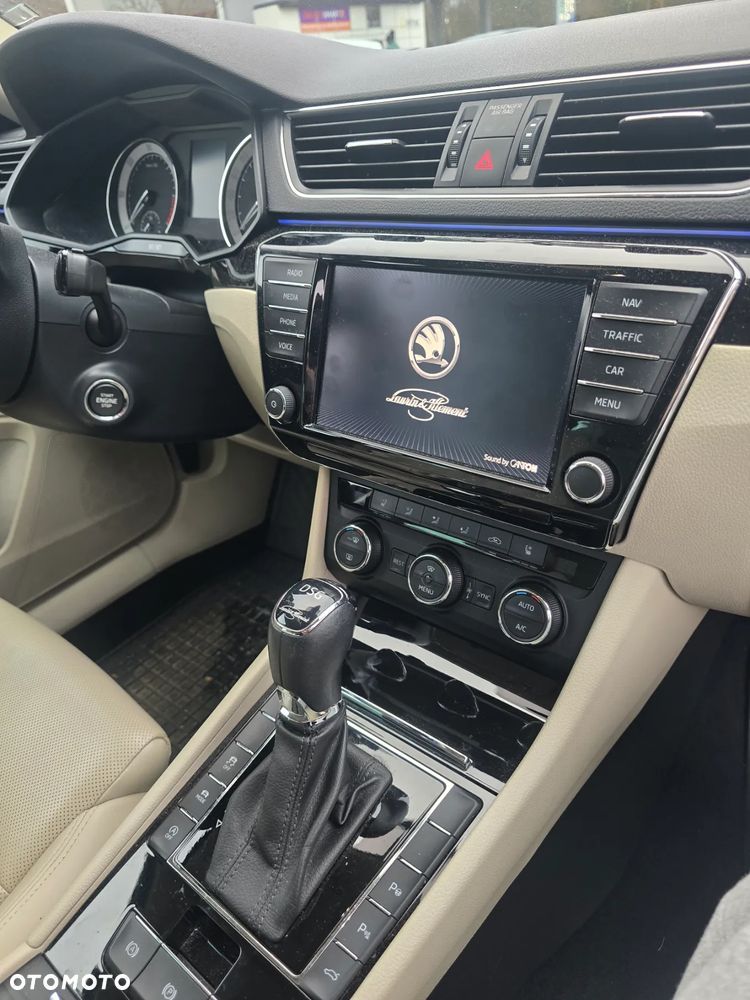 Skoda Superb 2.0 TDI L&K DSG - 25