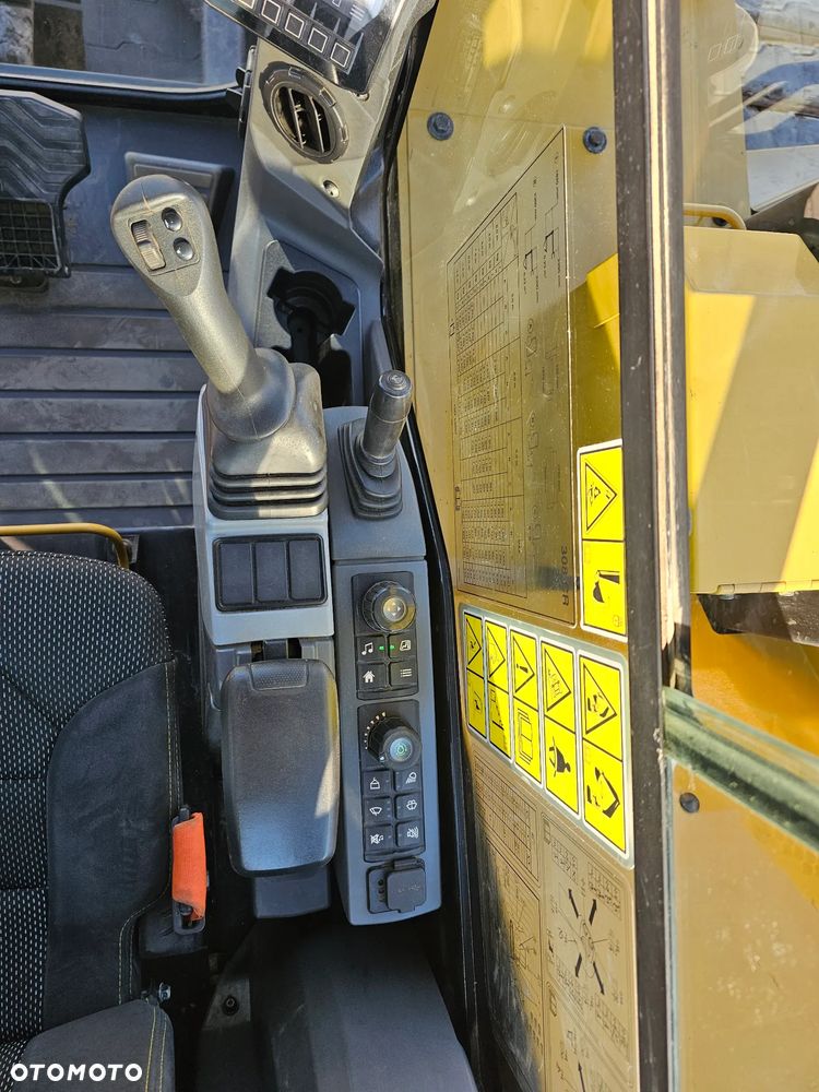 Caterpillar 308 - 25