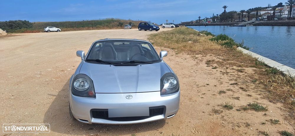 Toyota MR2 Roadster - 9