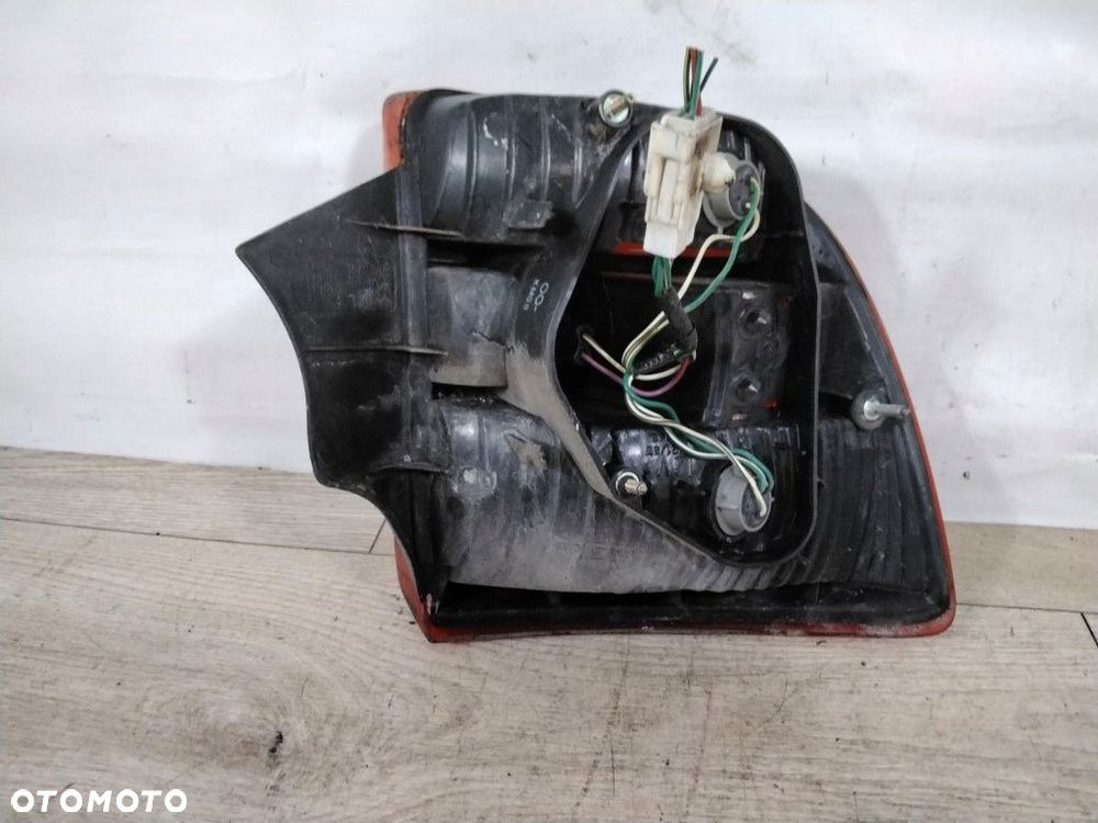 toyota celica lampa tył prawa - 2