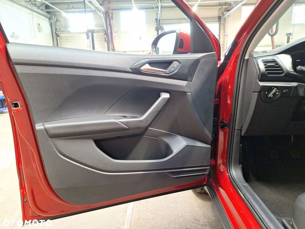 Volkswagen T-Cross - 10