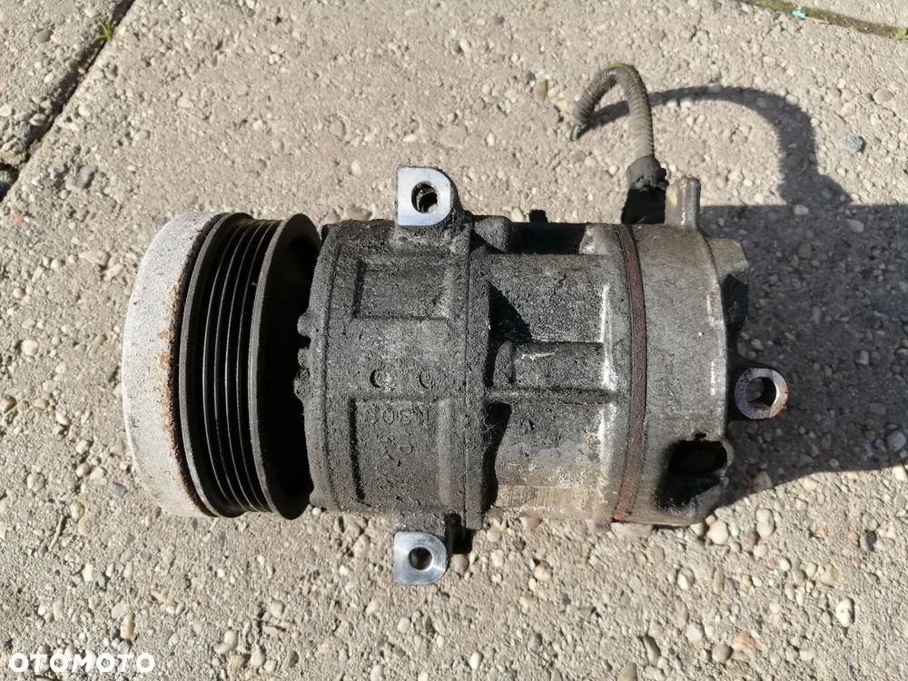Opel Corsa D E 1.2 kompresor klimatyzacji Denso 55701200  447190-5040 - 6