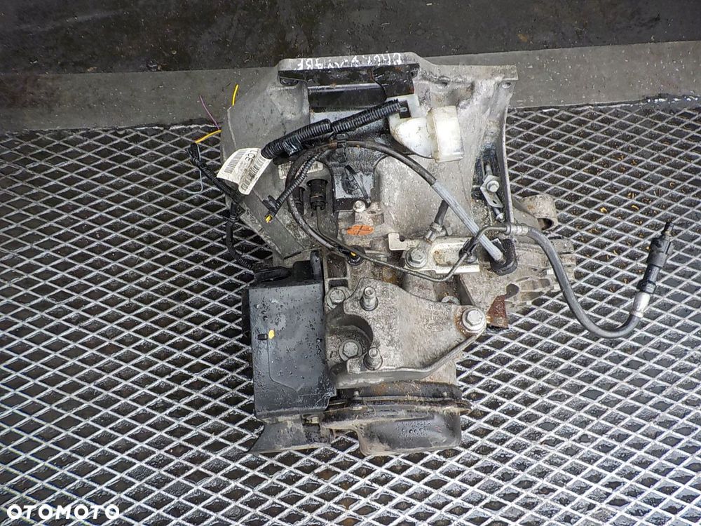 SKRZYNIA BIEGÓW FORD TRANSIT COURIER FIESTA MK7 1.5 TDCI BA6R-7002-ABF - 2
