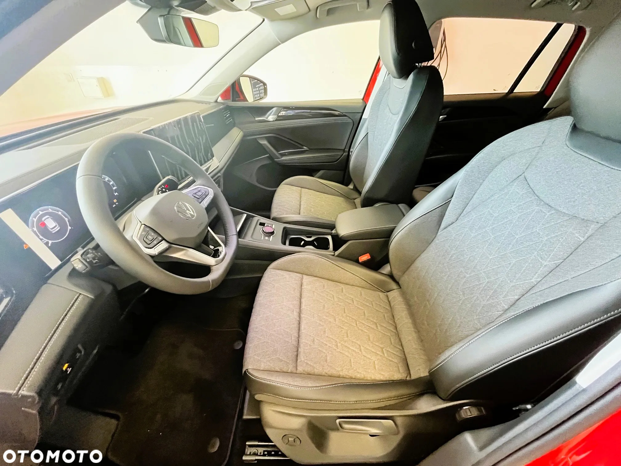 Volkswagen Tiguan - 10