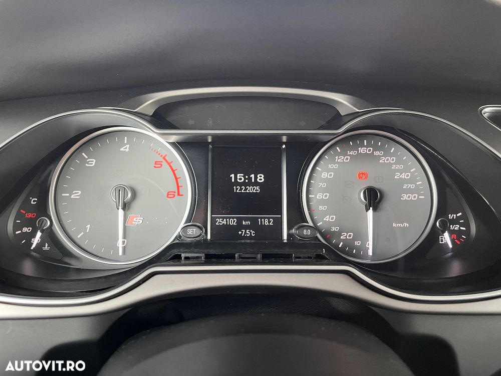 Audi A4 Avant 2.0 TDI DPF multitronic S line Sportpaket - 13