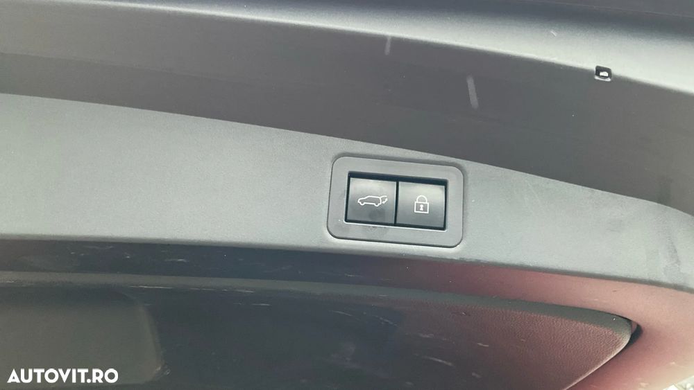 Toyota Corolla 1.8 HSD TS Exclusive tapiterie Neagra - 36