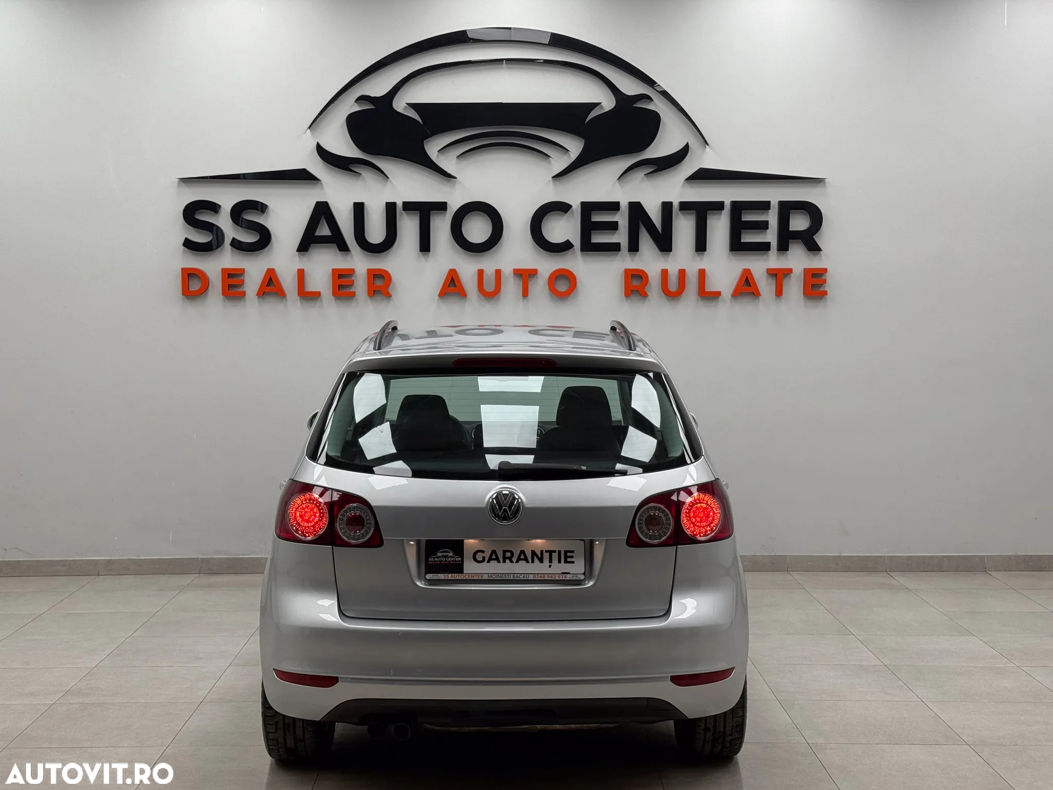 Volkswagen Golf Plus 2.0 TDI DPF Comfortline - 12