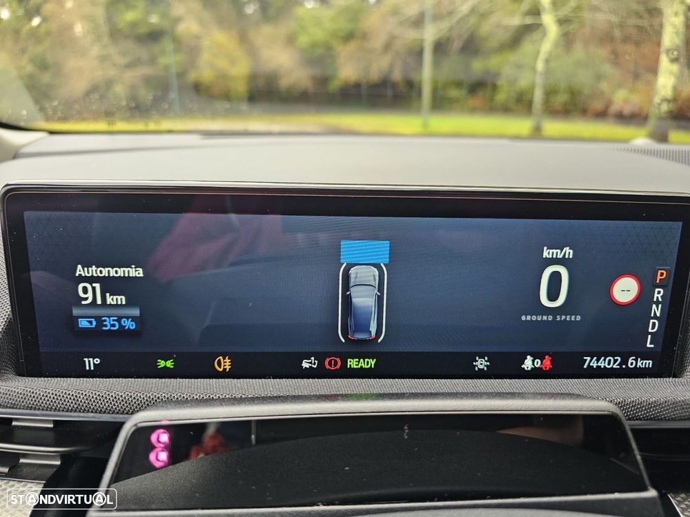 Ford Mustang Mach-E Standard - 18