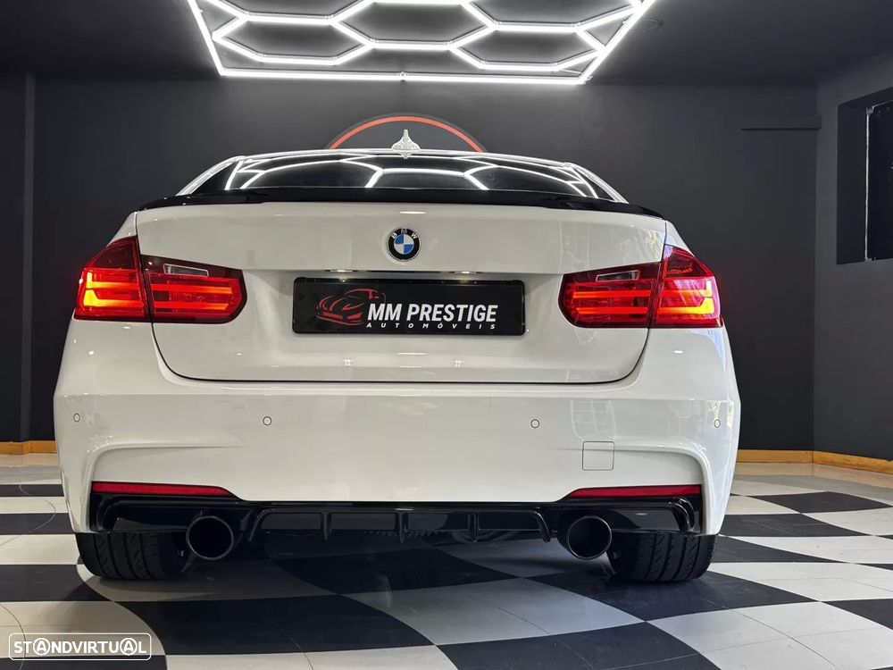 BMW 320 d Pack M - 25