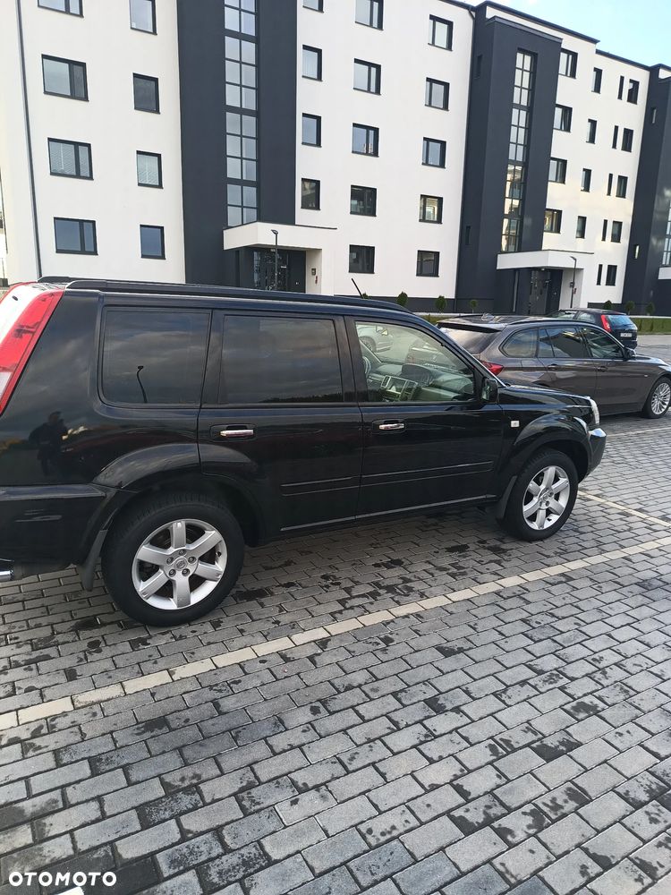Nissan X-Trail ver-2-5-4x4-columbia - 29