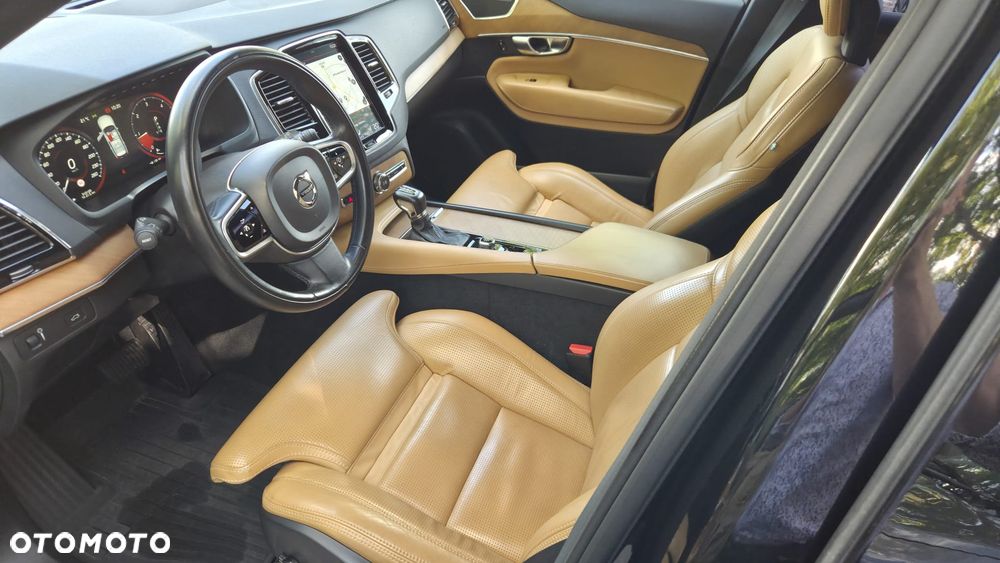 Volvo XC 90 D5 AWD Inscription - 8