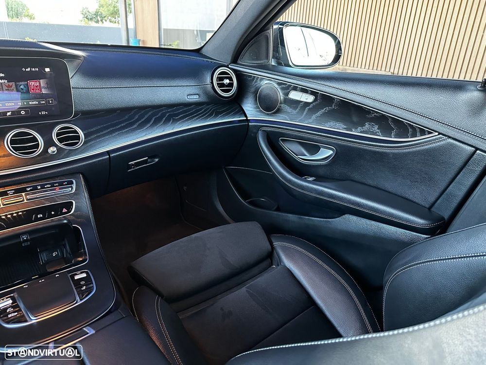 Mercedes-Benz E 300 de AMG Line - 45