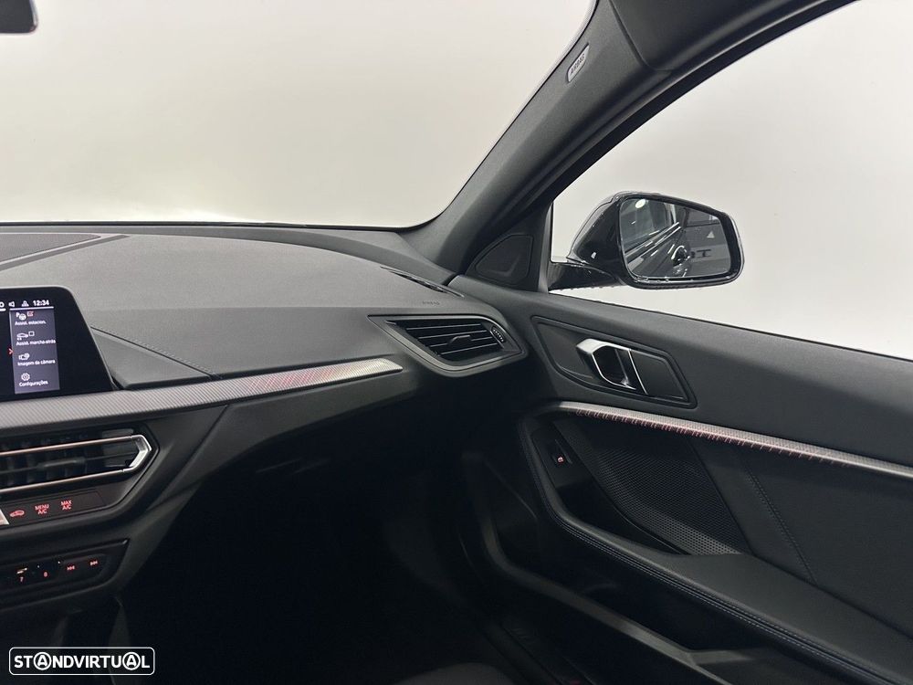 BMW 118 i Pack Desportivo M Auto - 18