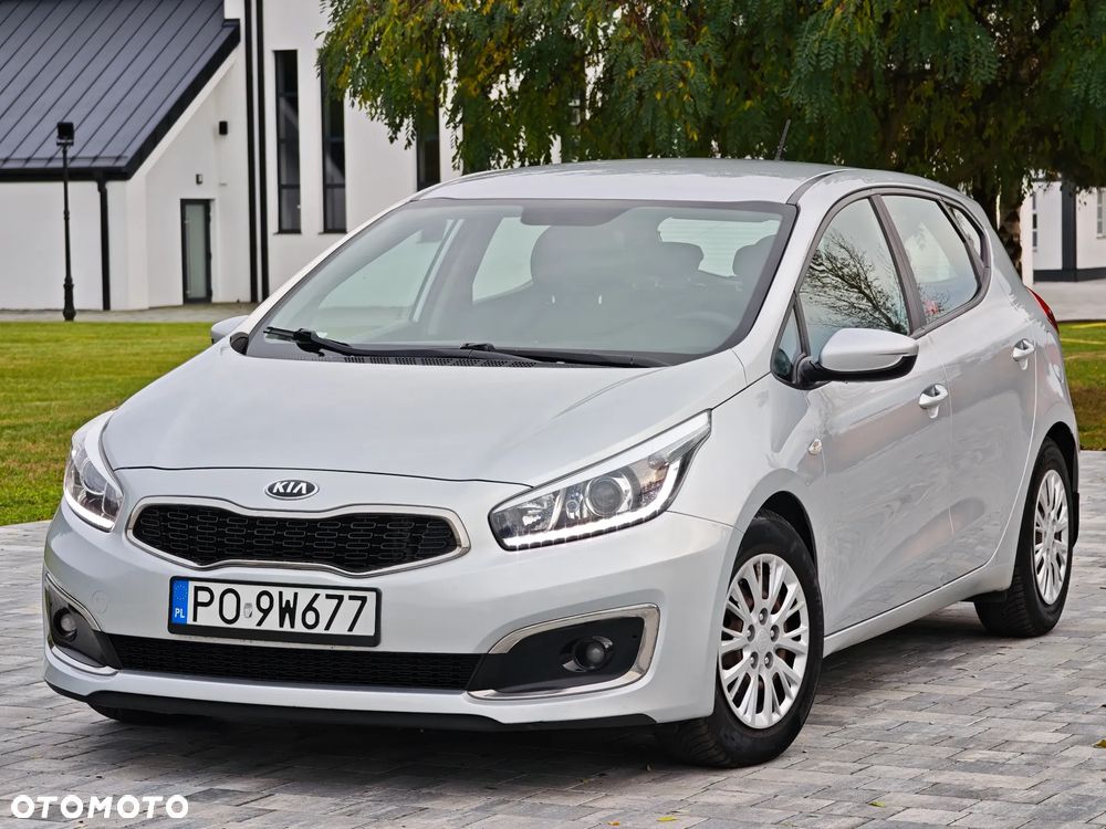 Kia Ceed 1.6 CRDi Smart - 10
