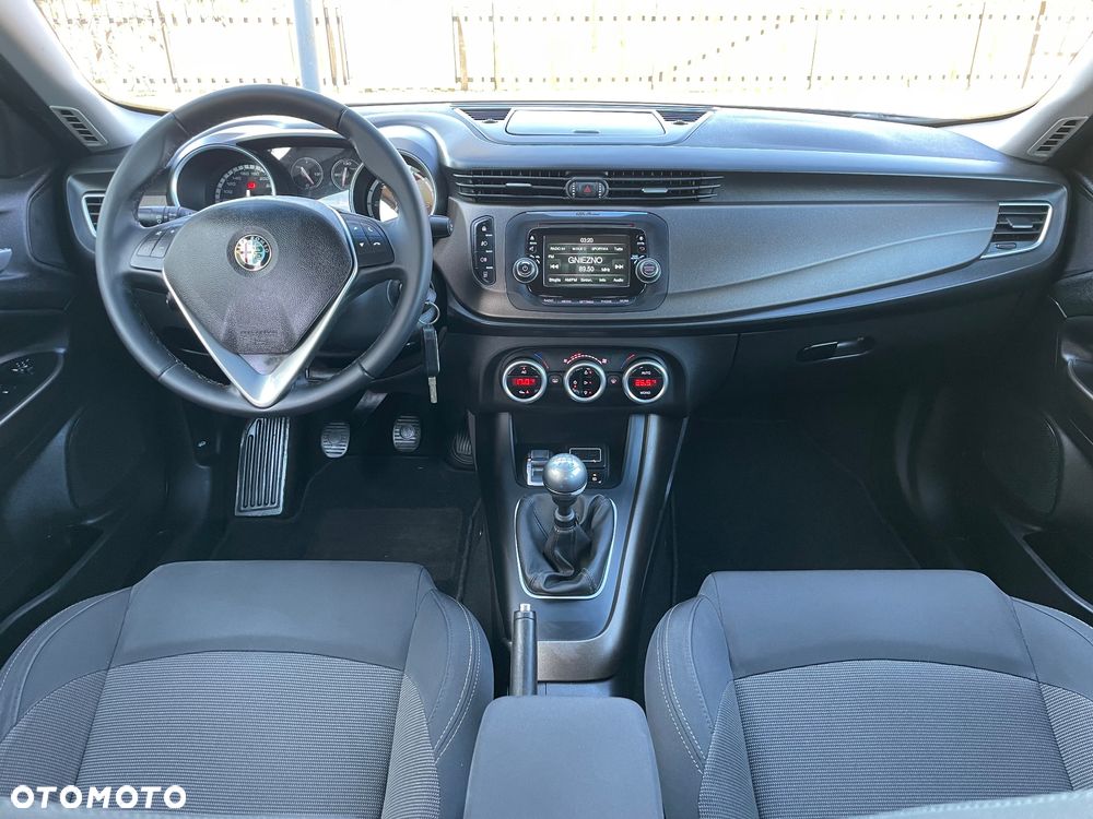 Alfa Romeo Giulietta - 5