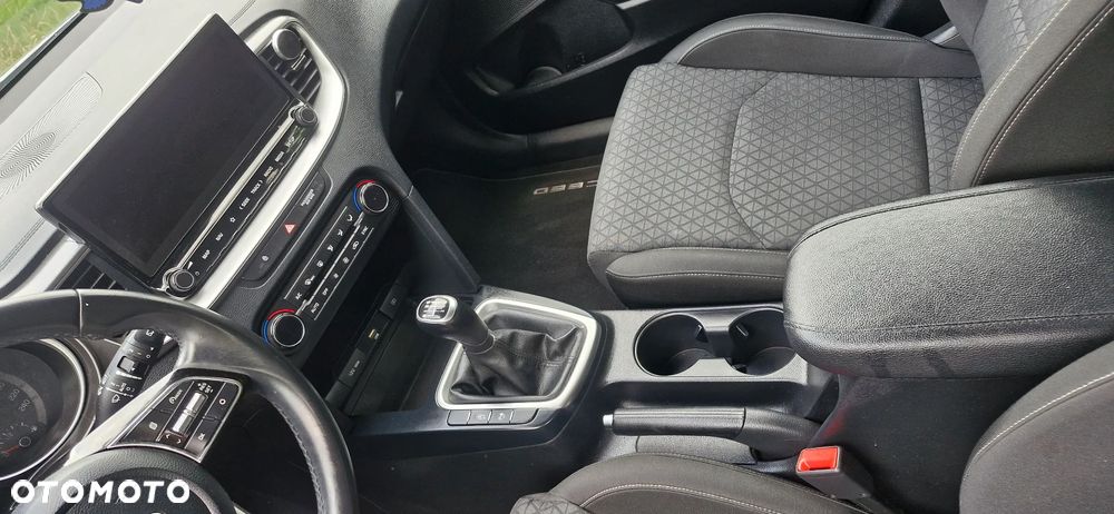 Kia Ceed 1.0 T-GDI L Business Line Plus - 23