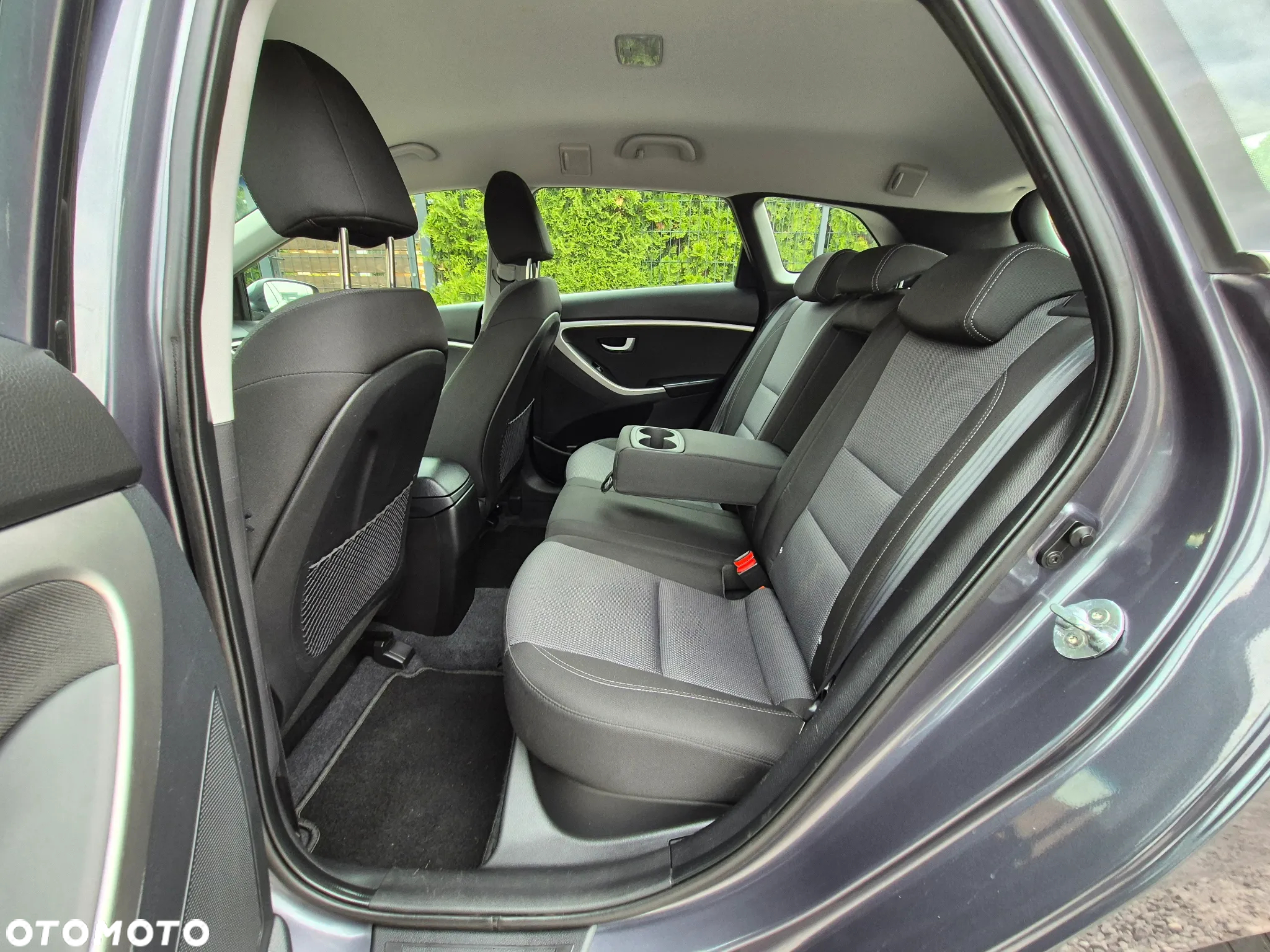 Hyundai i30 blue Kombi 1.4 Classic Navigation - 23